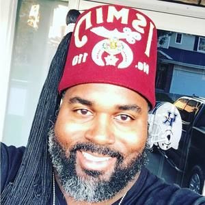 Meet your Posher, Sylvester